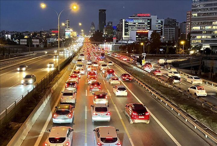 2025 yılı Motorlu Taşıtlar Vergisi (MTV): MTV ilk taksit ödemesi için son saatler (Hangi araç sahibi ne kadar ödeyecek?)