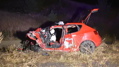 Kars'ta otomobil ile TIR çarpıştı: 4 ölü, 1 yaralı