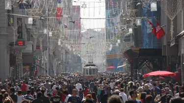 Tüketici güveni 19 ayın zirvesinde