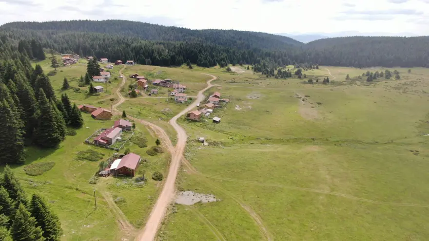 Bin 700 rakımlı zirvede: Görenleri şaşırtıyor 2 Bin 700 rakımlı zirvede: Görenleri şaşırtıyor 2