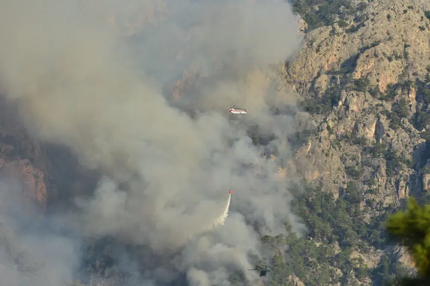 Antalya Kemer'deki orman yangını 4. gününde kontrol altına alındı 32