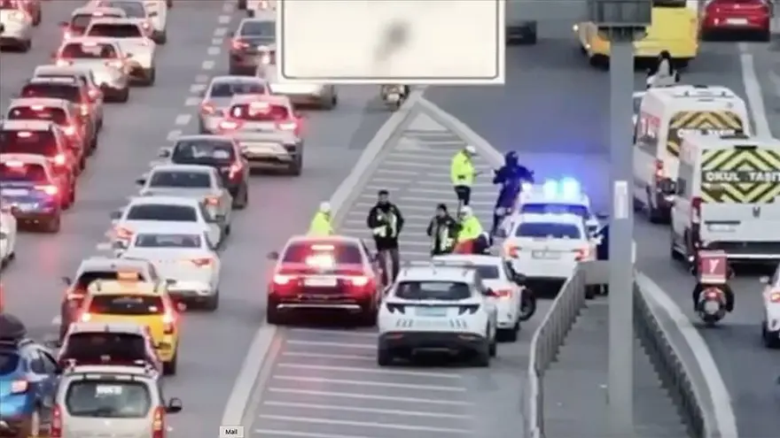 İşte merak edilenler: 5 soruda yetkisiz çakar ve ruhsatsız silahlara yönelik düzenleme 2 İşte merak edilenler: 5 soruda yetkisiz çakar ve ruhsatsız silahlara yönelik düzenleme 2