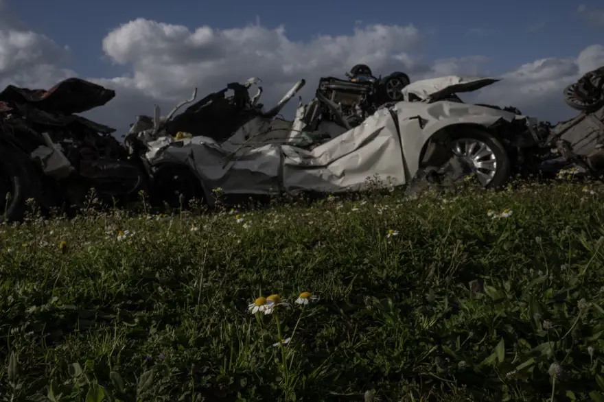 ARAÇLAR SAHİPLERİNE YA DA YASAL MİRASÇILARINA TESLİM EDİLİYOR 4