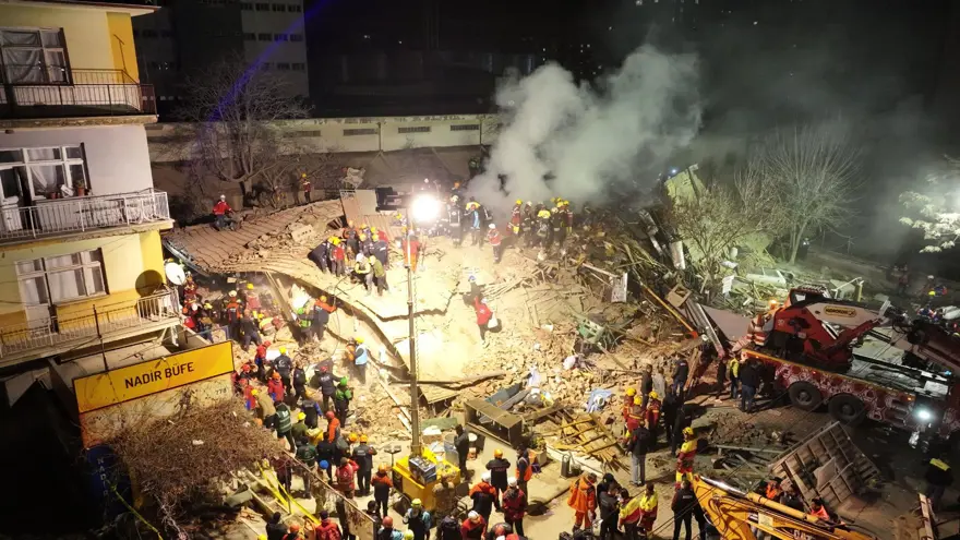 Konya'da çöken binada oturanlar o anları anlattı: Binadan sesler geliyordu 