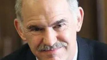 'Komşu'da başbakanın maaşı donduruldu