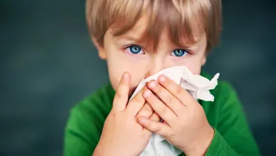 Çocuğun sürekli hastalanmasının nedeni alerji olabilir