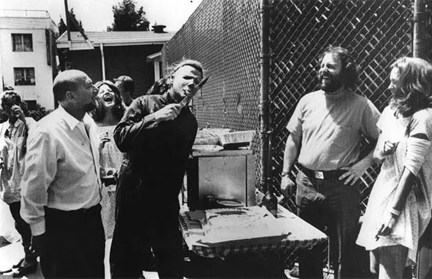 Ünlülerin dikkat çeken eski fotoğrafları 19