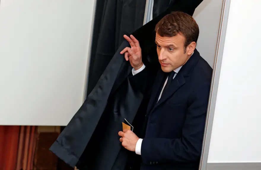 Fransa'nın yeni Cumhurbaşkanı Macron oldu (Emmanuel Macron kimdir?) 33 Fransa'nın yeni Cumhurbaşkanı Macron oldu (Emmanuel Macron kimdir?) 33