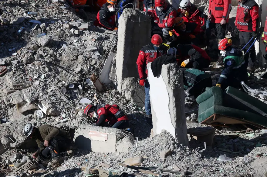 Elazığ deprem bölgesinden son görüntüler 11 Elazığ deprem bölgesinden son görüntüler 11