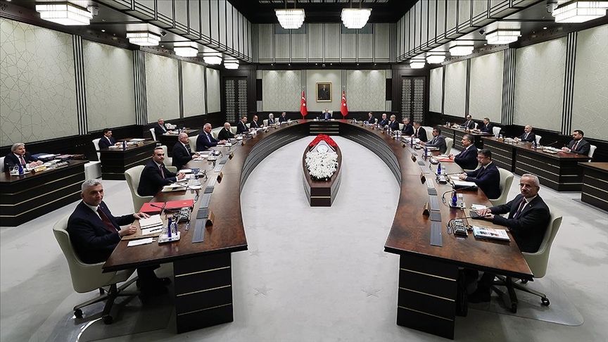 SON DAKİKA HABERİ: Kabinede iki bakan değişti