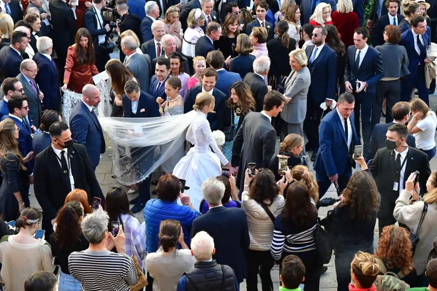 Dünyanın en zengin üçüncü kişisinin oğlu AlexandreArnault evlendi 34 Dünyanın en zengin üçüncü kişisinin oğlu AlexandreArnault evlendi 34