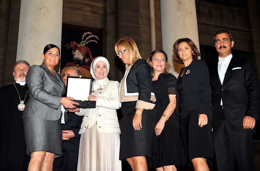 Azınlık temsilcileriyle iftar 24