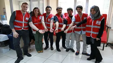 Gençler kan bağışı için meydan okuyor (#MeydanOkuyorum)