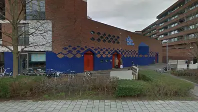 Amsterdam'da ilk defa hoparlörden ezan okundu