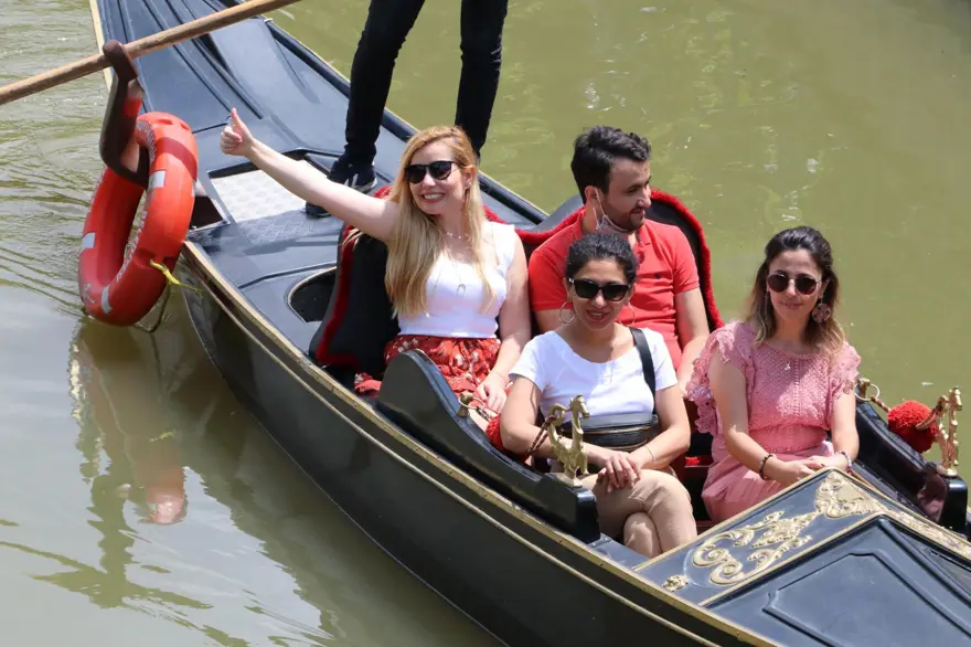 'Türkiye'nin Venedik'inde gondol ve bot seferleri yeniden başladı 7