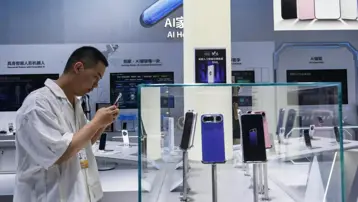 Alışkanlıkları kökten değiştirecek. Çin'deki teknoloji fuarında yapay zekalı akıllı telefonlar tanıtıldı