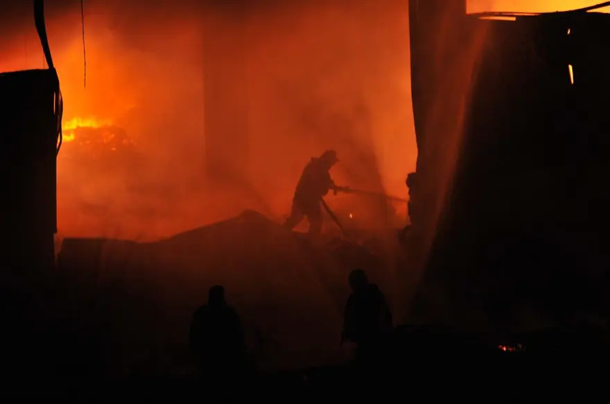 Bursa'da su dolum tesisinde yangın 7