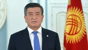 Kırgızistan Cumhurbaşkanı Ceenbekov istifa etti