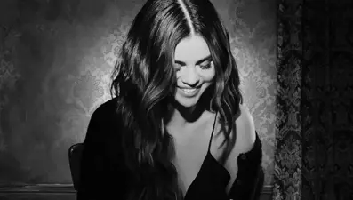 Selena Gomez'in yeni şarkısı Lose You to Love Me tartışmaları alevlendirdi