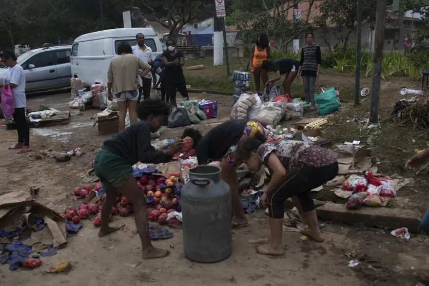 Brezilya’daki sel felaketinde ölenlerin sayısı 104’e çıktı 39 Brezilya’daki sel felaketinde ölenlerin sayısı 104’e çıktı 39
