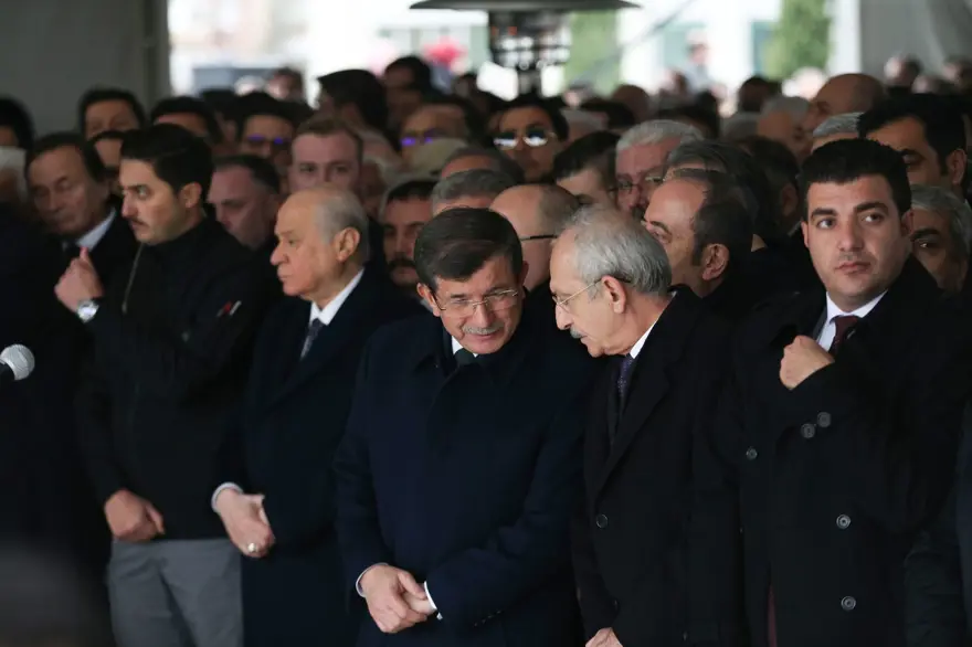 Yavuz Yılmaz son yolculuğuna uğurlandı 34 Yavuz Yılmaz son yolculuğuna uğurlandı 34