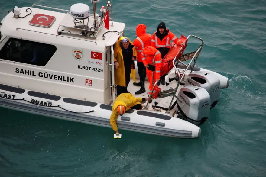 Antalya’da falezlere düşen araç: Gelişmiş cihazlar bir noktada sinyal verdi 5 Antalya’da falezlere düşen araç: Gelişmiş cihazlar bir noktada sinyal verdi 5