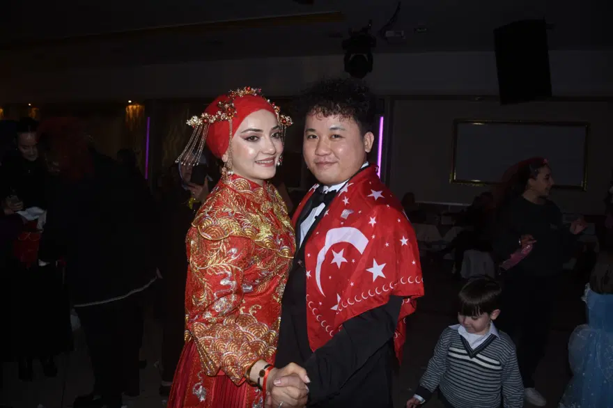 Rize'ye Çinli damat: Nikahı kıyan İsmail Hakkı Çiftçi'nin esprisi salonu güldürdü 4