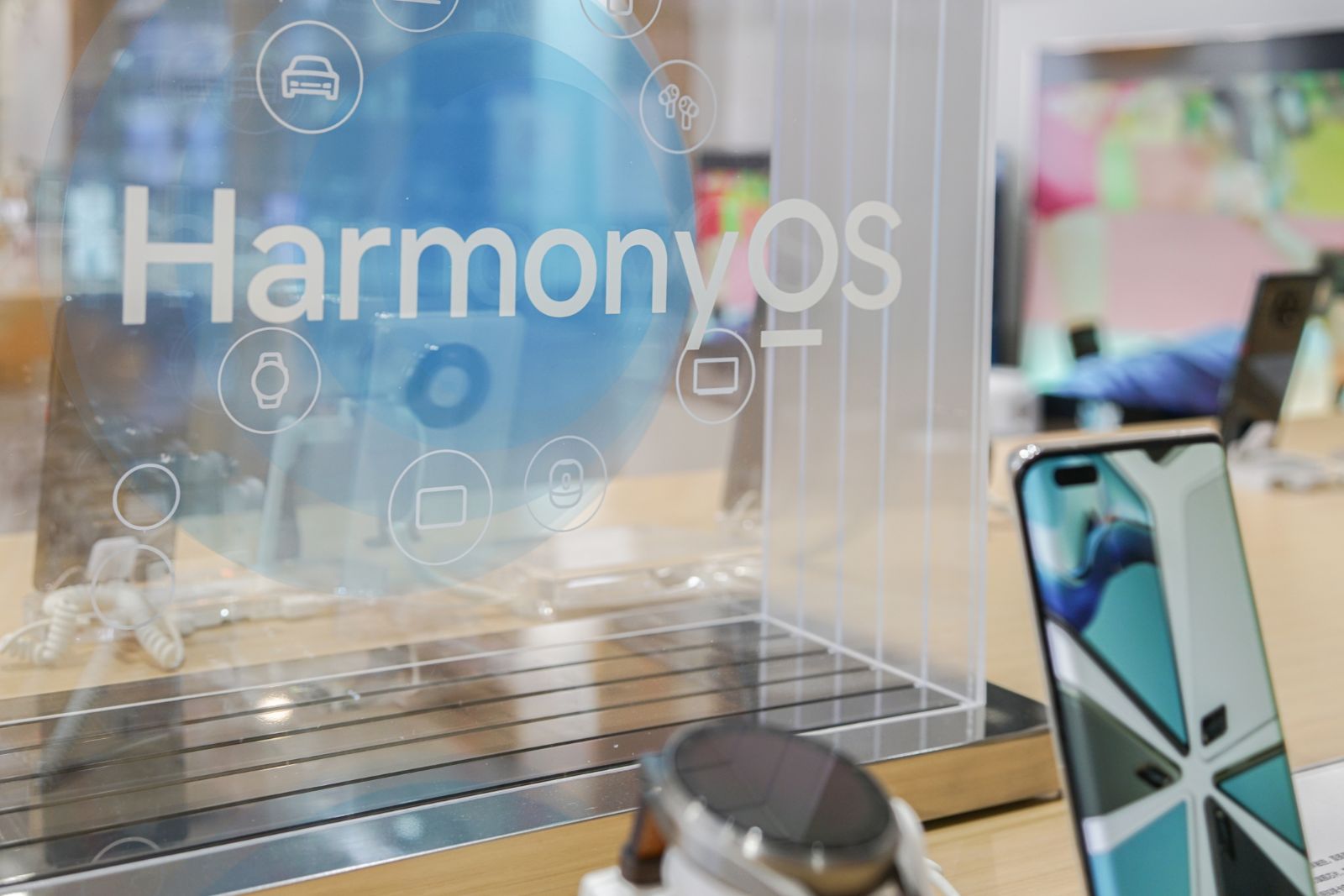 Huawei'nin HarmonyOS'u Windows'un yerini alabilir