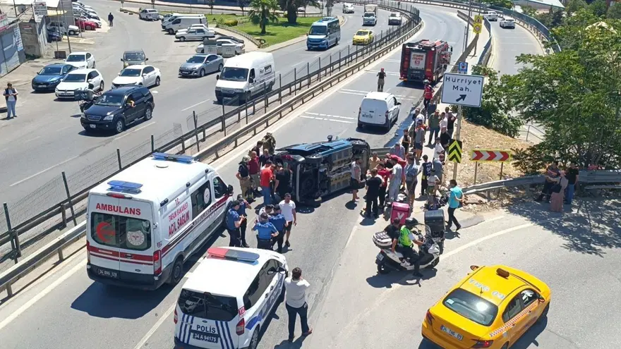 Pendik'te feci kaza: Bariyere ok gibi saplandı 3