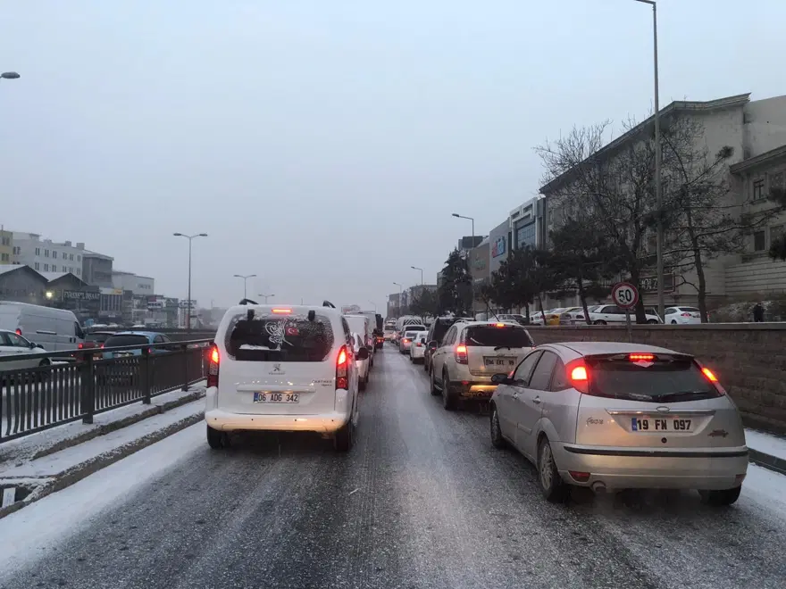 Başkent güne kar ile uyandı 8 Başkent güne kar ile uyandı 8