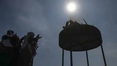 İzmir'de DEM Parti'nin Nevruz Mitingi'ne 35 gözaltı