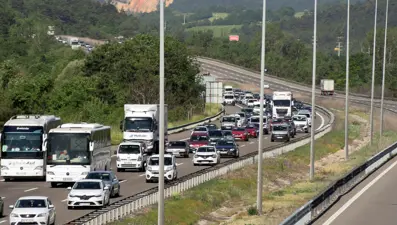 Bolu geçişinde bayram yoğunluğu
