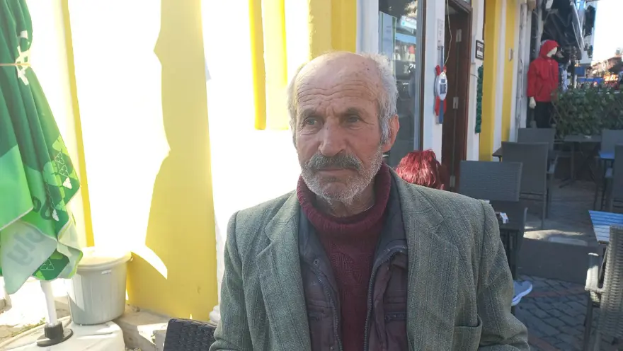 Dedesi Bulgaristan'dan getirmiş: 65 sene önce aldığı fotoğrafı 10 liraya satıyor 4