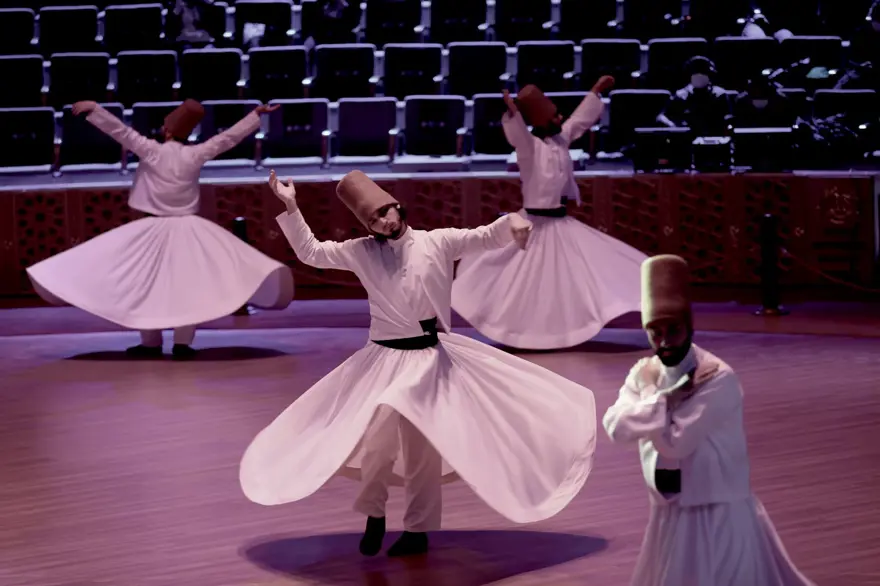 Hazreti Mevlana'yı anma törenleri seyircisiz olarak başladı 17 Hazreti Mevlana'yı anma törenleri seyircisiz olarak başladı 17