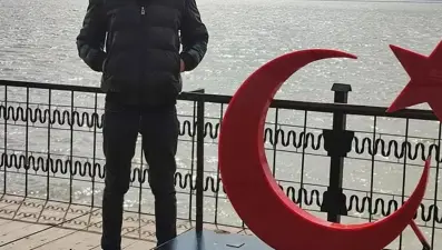 Husumetlisi tarafından sokak ortasında öldürüldü