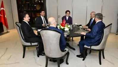 6'lı masa bugün toplanıyor