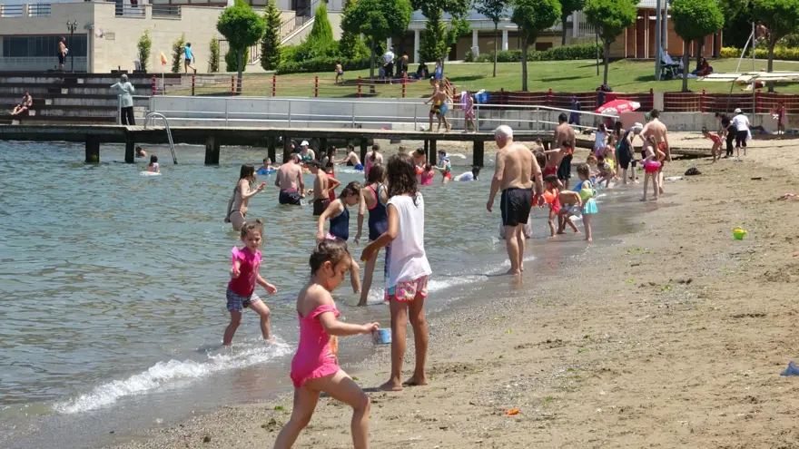 Plajlarda hafta sonu yoğunluğu 27 Plajlarda hafta sonu yoğunluğu 27