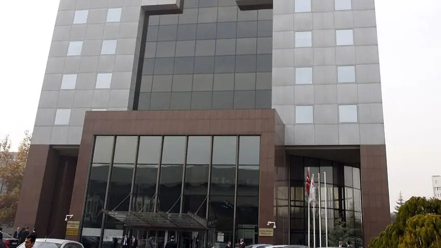 Gelir İdaresi Başkanlığı 850 uzman yardımcısı alacak: GİB uzman yardımcısı alımı başvuru tarihleri 2