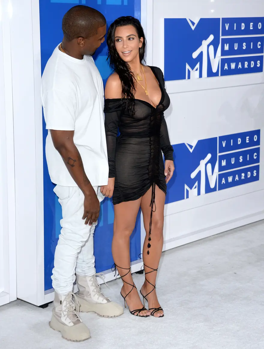 Kanye West şantaj videosuna 250 bin dolar ödedi 6