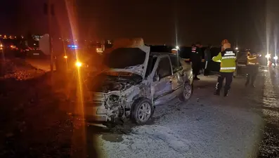 Osmaniye'de otomobiller çarpıştı: 1 ölü, 2 yaralı