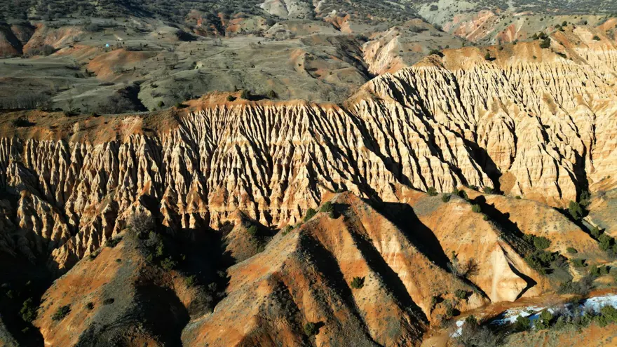 "Şeytan Şehri" olarak biliniyor: Milyonlarca yılda oluşan doğal sanat eseri 1