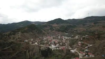 Hatay'da heyelan riski nedeniyle mahalle taşınıyor
