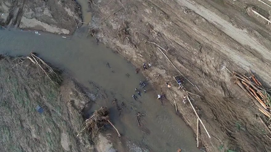 6 kişiye mezar oldu! Kaçak bungalov davasında gerginlik 4