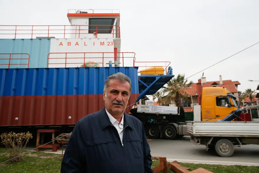 TIR arızalandı, karayolu ulaşıma kapandı 5 TIR arızalandı, karayolu ulaşıma kapandı 5