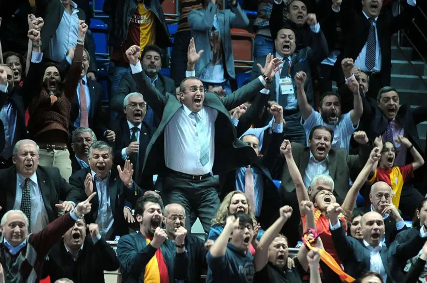 Galatasaray kupanın ucundan tuttu 1