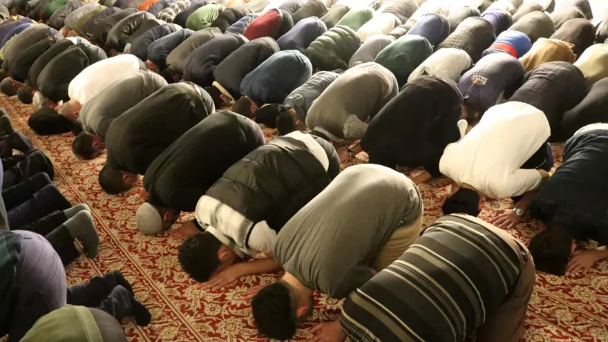 KADINLAR TERAVİH NAMAZI CAMİDE KILINIR MI? 2