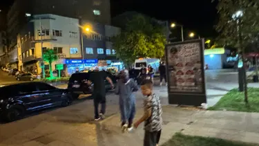 Milli maçı izlerken parmağı koptu