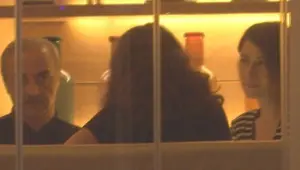 Yılmaz Erdoğan kızı Berfin ve Belçim Bilgin ile yemekte