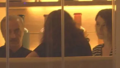 Yılmaz Erdoğan kızı Berfin ve Belçim Bilgin ile yemekte