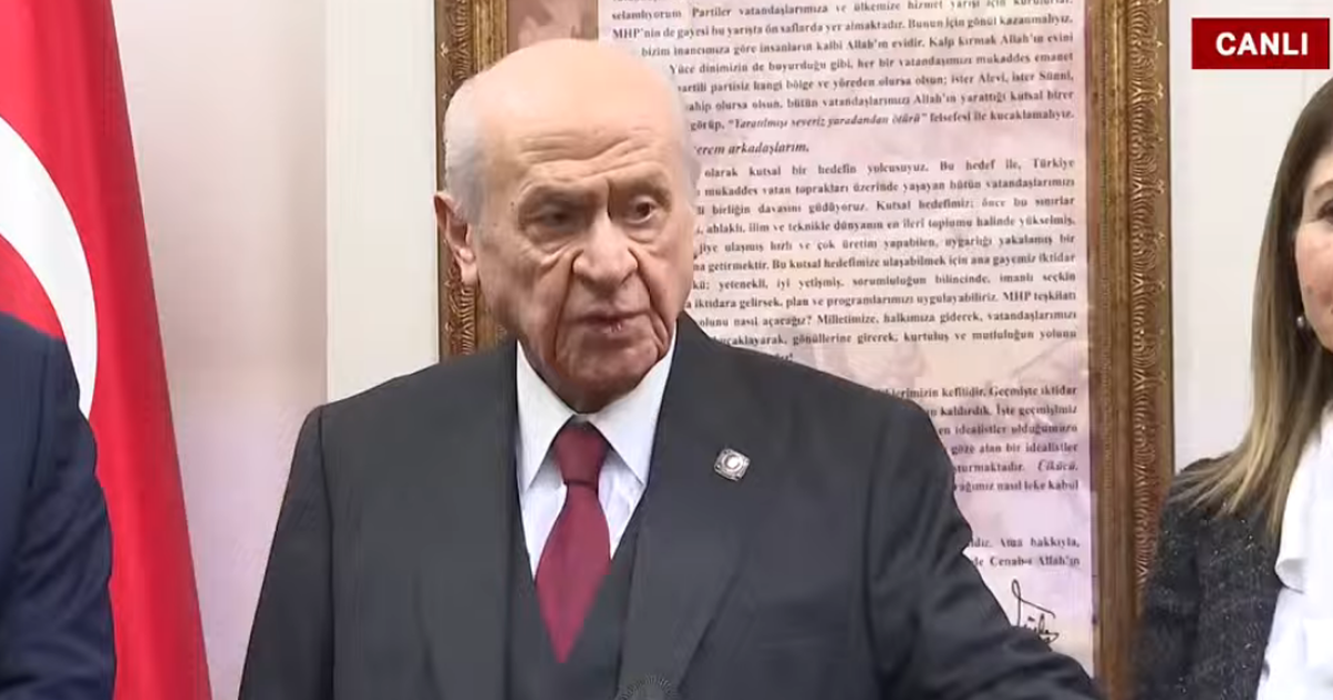 Bahçeli'den İzzet Ulvi Yönter açıklaması: İstifa küskünlüğe dayalı değil